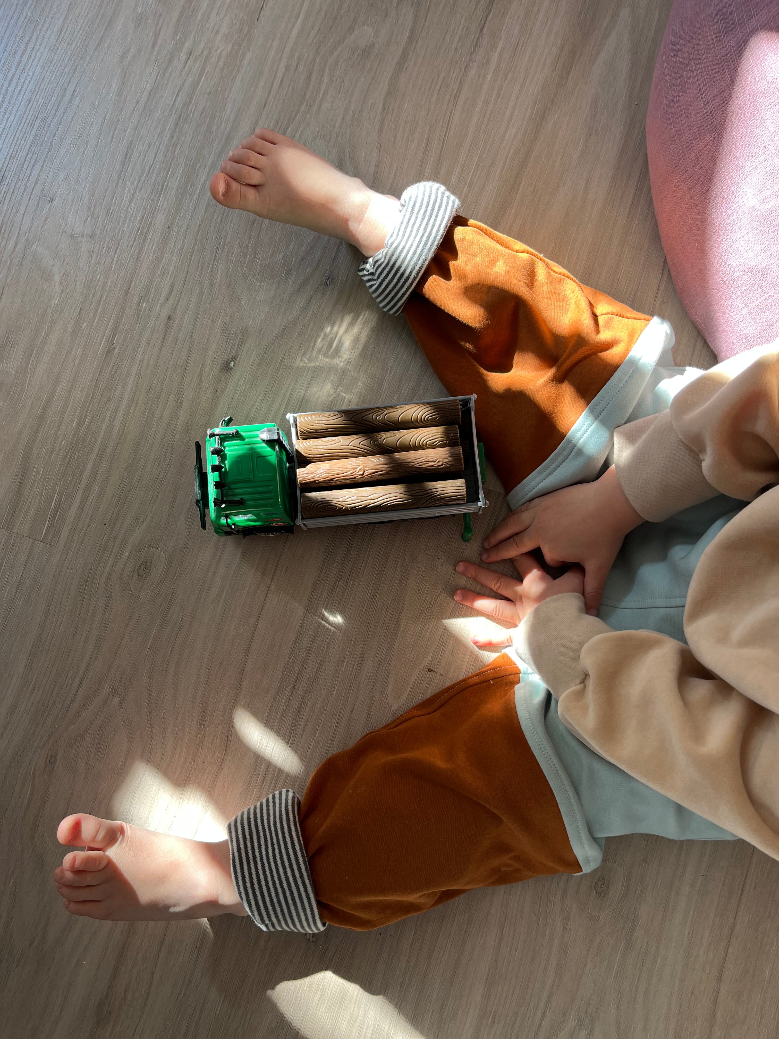 mitwachsende Kinderhose Colorblock Wolke Rost| BARNBUX