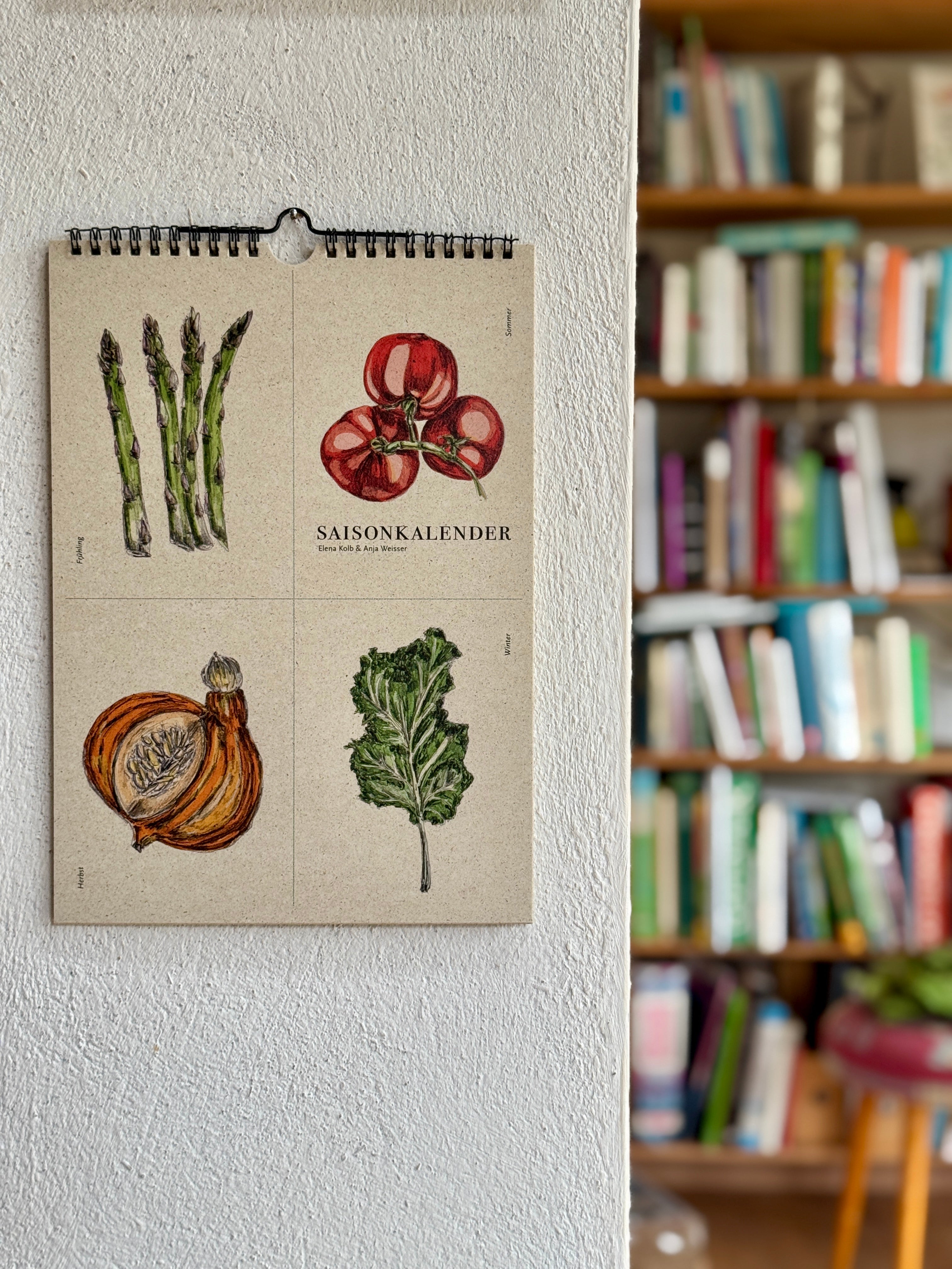 Saisonkalender aus Graspapier – saisonal kochen leicht gemacht