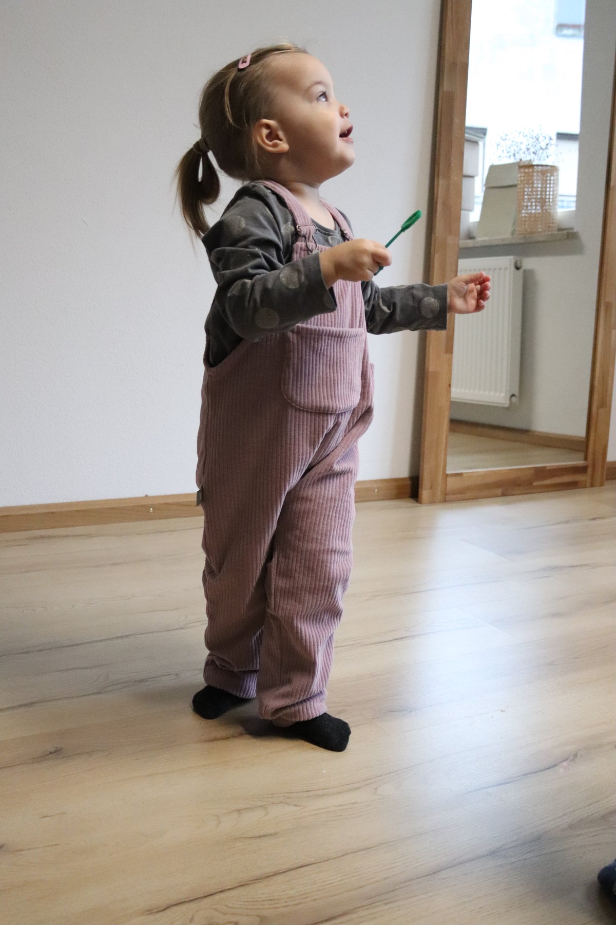 Latzhose mitwachsend Blaubeere barnbux