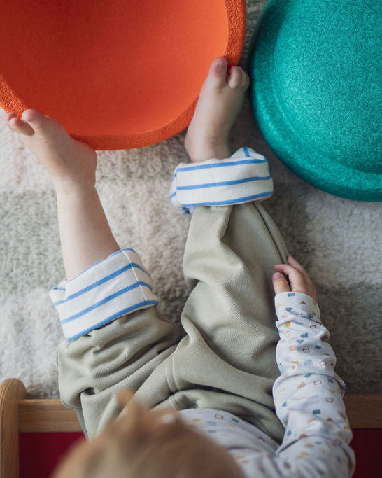 Mitwachsende Kinderhose BARNBUX Pistazie Ringel 