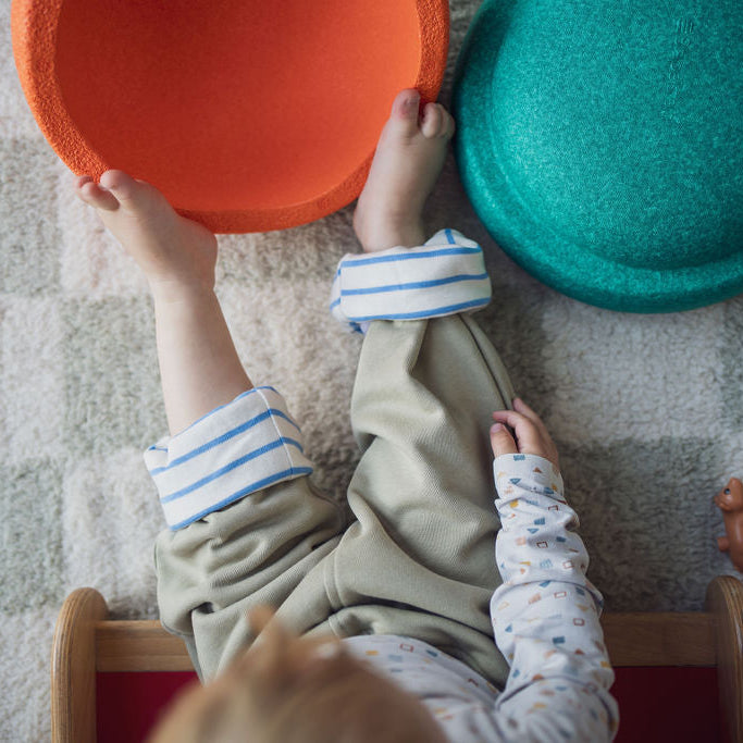 Mitwachsende Kinderhose BARNBUX Pistazie Ringel 